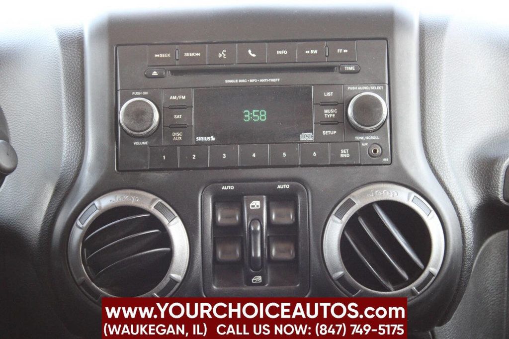 2013 Jeep Wrangler Unlimited 4WD 4dr Sport - 22889881 - 17