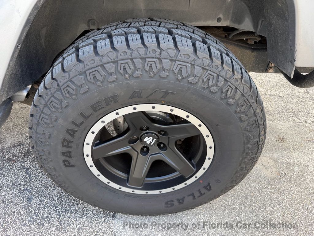 2013 Jeep Wrangler Unlimited 4WD Sahara - 23087828 - 15