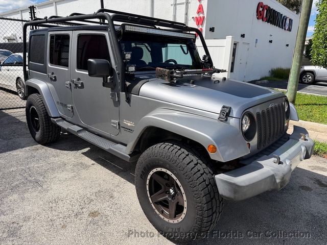 2013 Jeep Wrangler Unlimited 4WD Sahara - 23087828 - 1