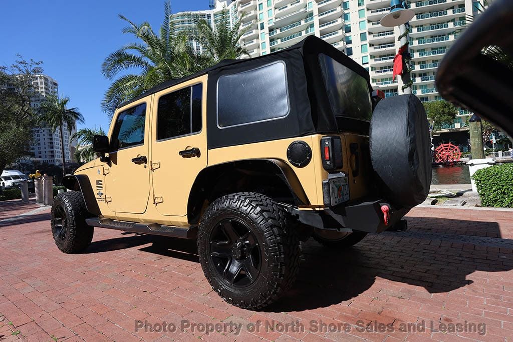 2013 Jeep Wrangler Unlimited 4WD Sport S - 22695091 - 17