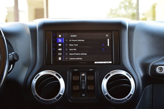 2013 Jeep Wrangler Unlimited Rubicon - 22999682 - 15