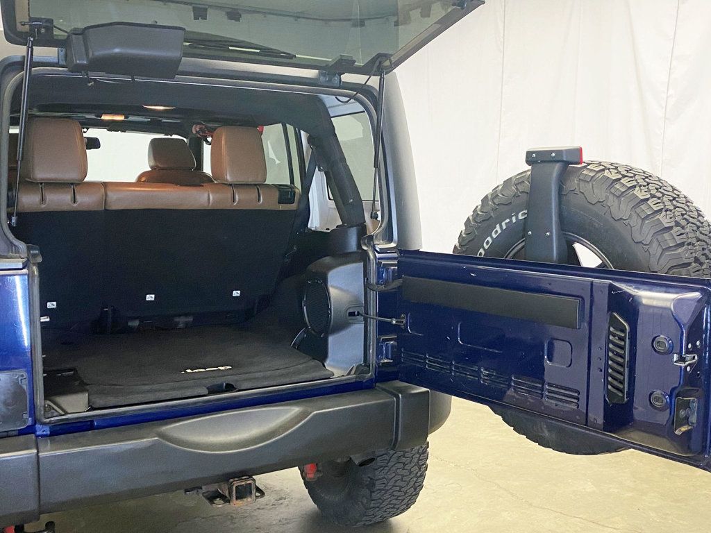 2013 Jeep Wrangler Unlimited Rubicon photo 46