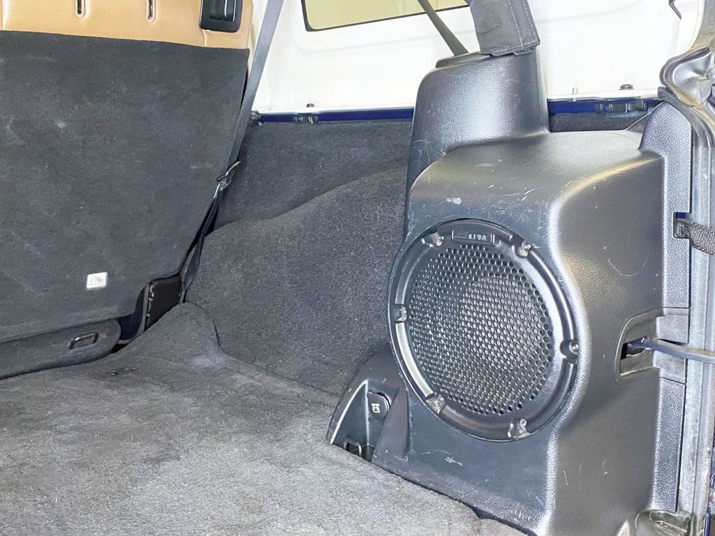 2013 Jeep Wrangler Unlimited Rubicon photo 50
