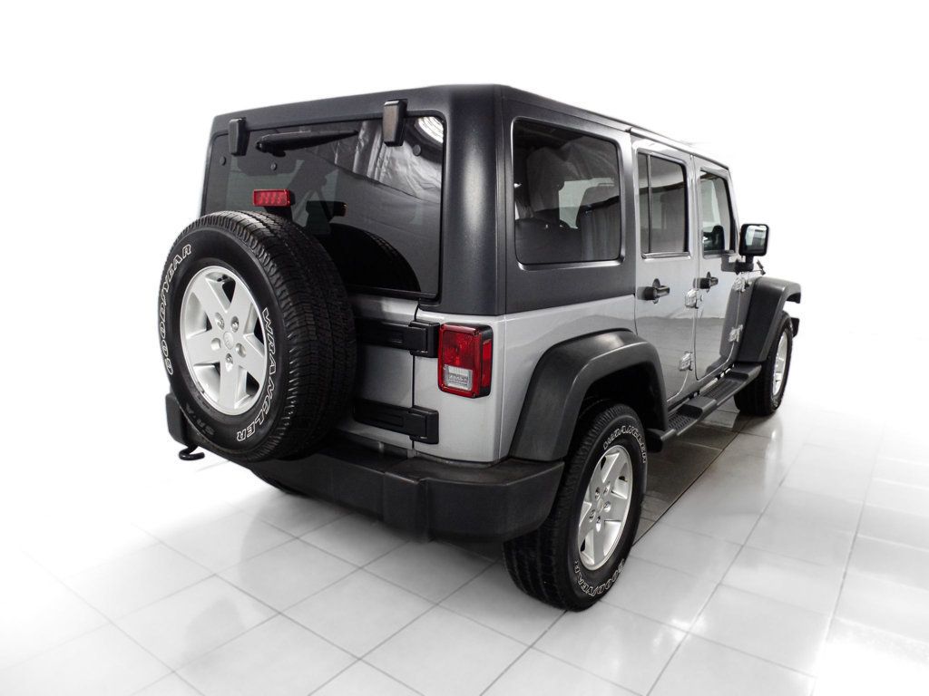 2013 Jeep Wrangler Unlimited UNLIMITED SPORT 4X4 - 22638240 - 5