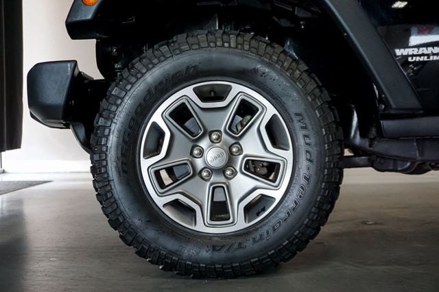 2013 Jeep Wrangler Unlimited *Wrangler Rubicon* *4WD* *Only 7k Original Miles* *1-Owner* - 23015427 - 34