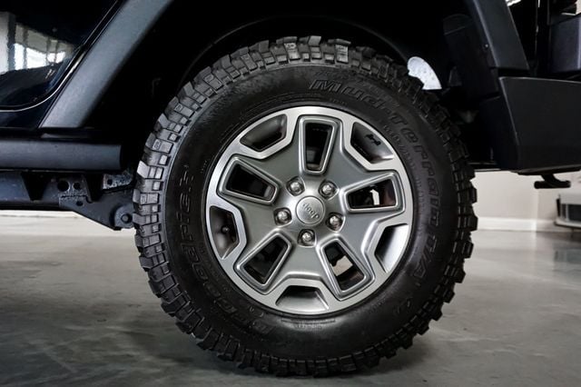 2013 Jeep Wrangler Unlimited *Wrangler Rubicon* *4WD* *Only 7k Original Miles* *1-Owner* - 23015427 - 35