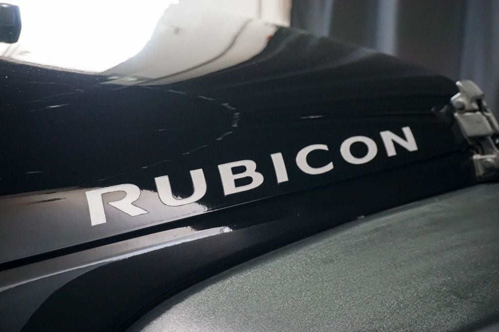 2013 Jeep Wrangler Unlimited *Wrangler Rubicon* *4WD* *Only 7k Original Miles* *1-Owner* - 23015427 - 43