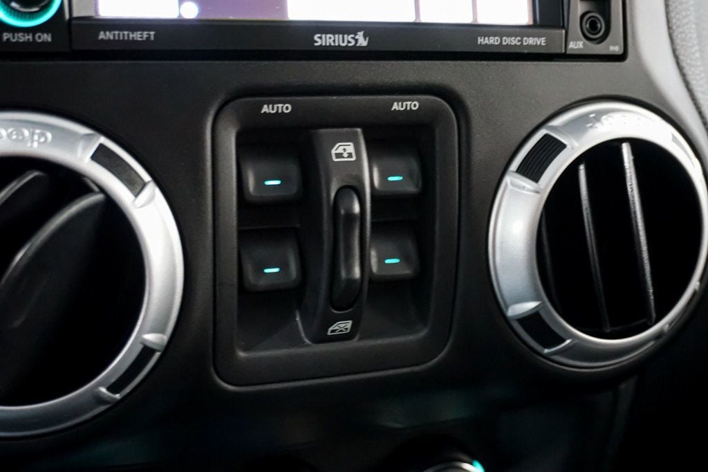 2013 Jeep Wrangler Unlimited *Wrangler Rubicon* *4WD* *Only 7k Original Miles* *1-Owner* - 23015427 - 48