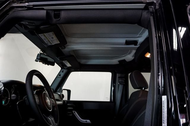 2013 Jeep Wrangler Unlimited *Wrangler Rubicon* *4WD* *Only 7k Original Miles* *1-Owner* - 23015427 - 65