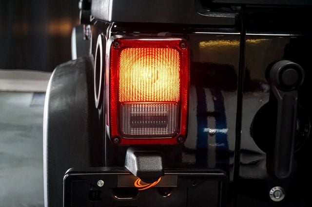 2013 Jeep Wrangler Unlimited *Wrangler Rubicon* *4WD* *Only 7k Original Miles* *1-Owner* - 23015427 - 73