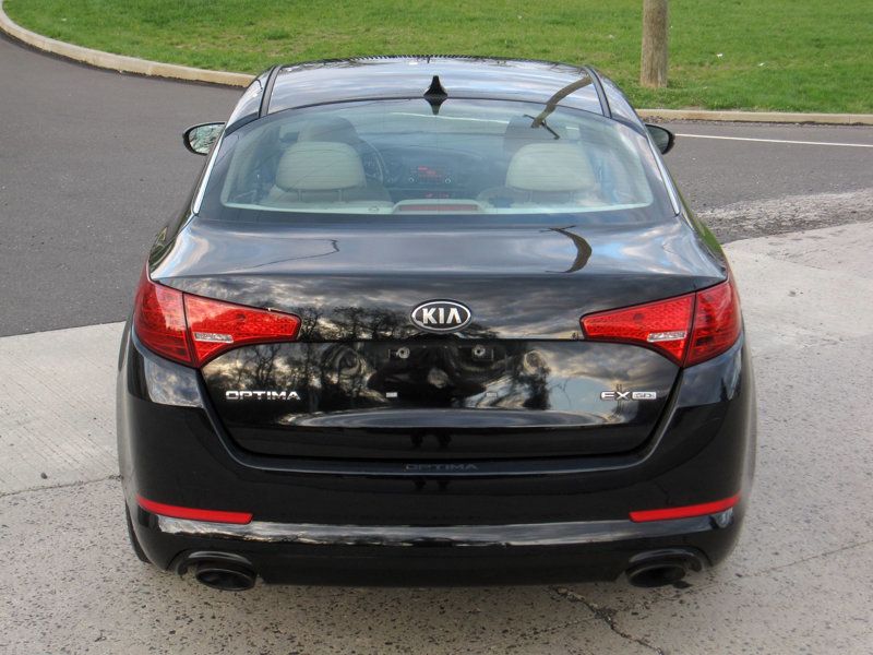 2013 Kia Optima 4dr Sedan EX - 22415267 - 13