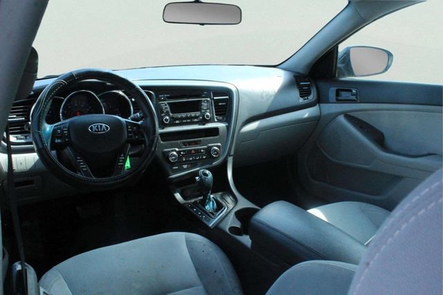 2013 Kia Optima 4dr Sedan LX - 23004559 - 5