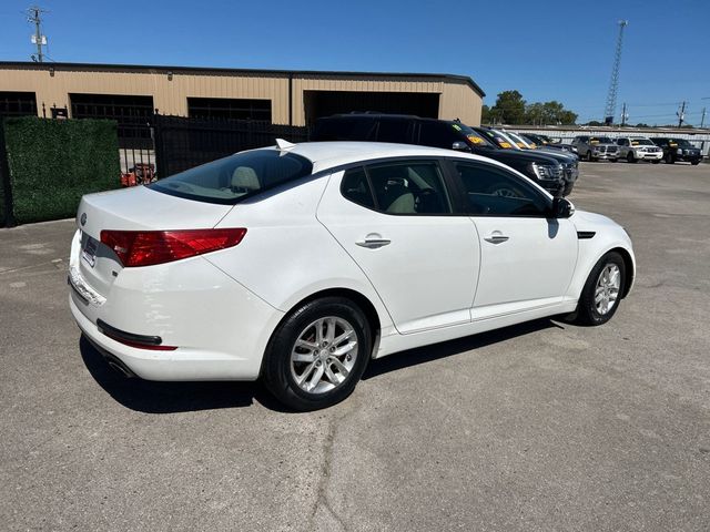 2013 Kia Optima 4dr Sedan LX - 23088411 - 3