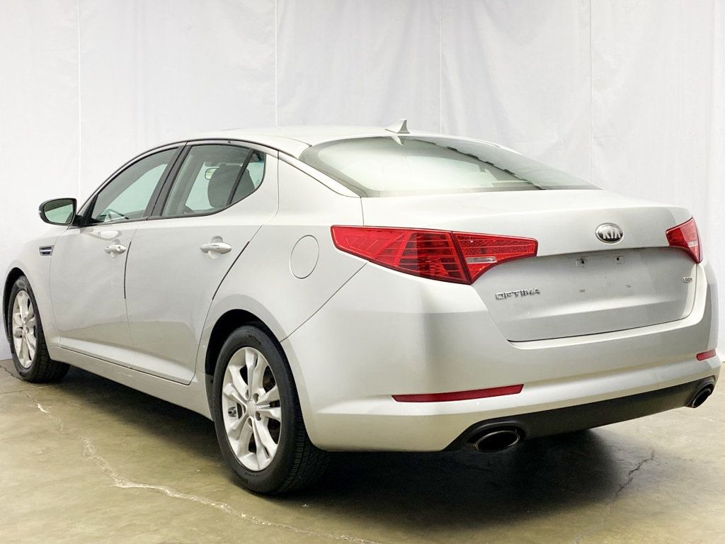 2013 Kia Optima 4dr Sedan LX - 22602720 - 11