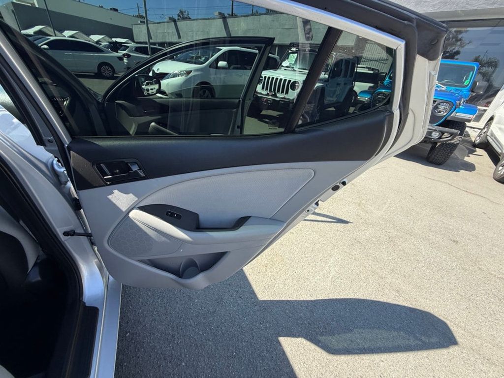 2013 Kia Optima 4dr Sedan LX - 22925298 - 16