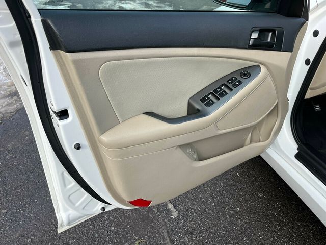 2013 Kia Optima ONE OWNER w/ NEW ENGINE - 22980070 - 13