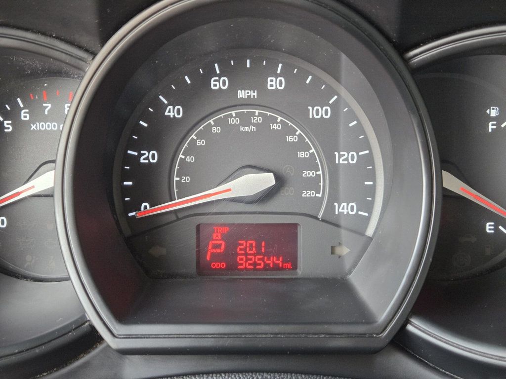 2013 Kia Rio 4dr Sedan Automatic LX - 22957772 - 15