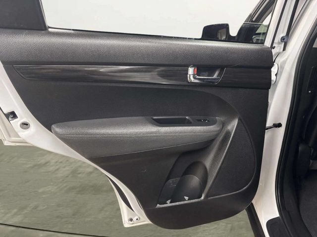 2013 Kia Sorento 2WD 4dr I4-GDI LX - 22976380 - 12