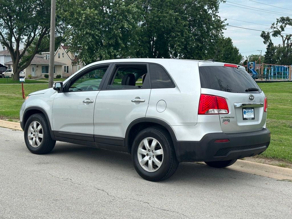 2013 Kia Sorento 2WD 4dr I4 LX - 23068417 - 5