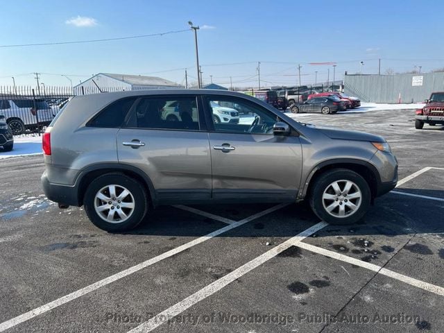 2013 Kia Sorento 2WD 4dr I4 LX - 22768520 - 16