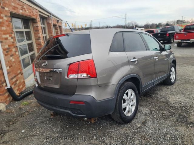 2013 Kia Sorento 2WD 4dr I4 LX - 22768520 - 3