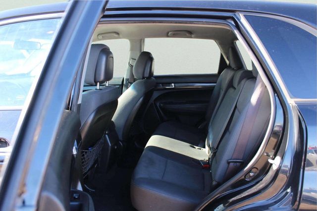 2013 Kia Sorento AWD 4dr V6 LX - 22971664 - 6