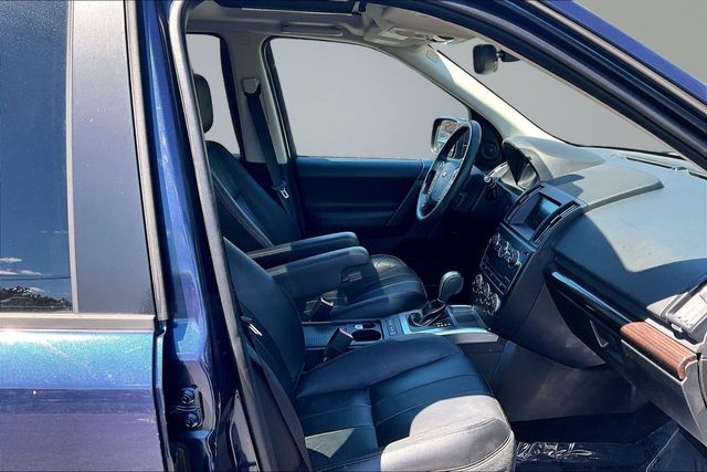 2013 Land Rover LR2 Base - Photo 9