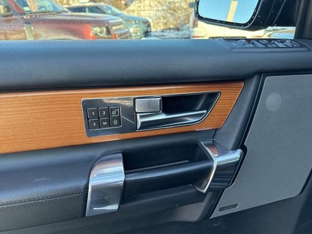 2013 Land Rover LR4 4WD 4dr LUX - 22961612 - 11