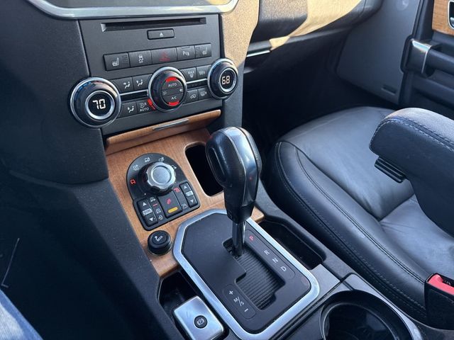 2013 Land Rover LR4 4WD 4dr LUX - 22961612 - 17