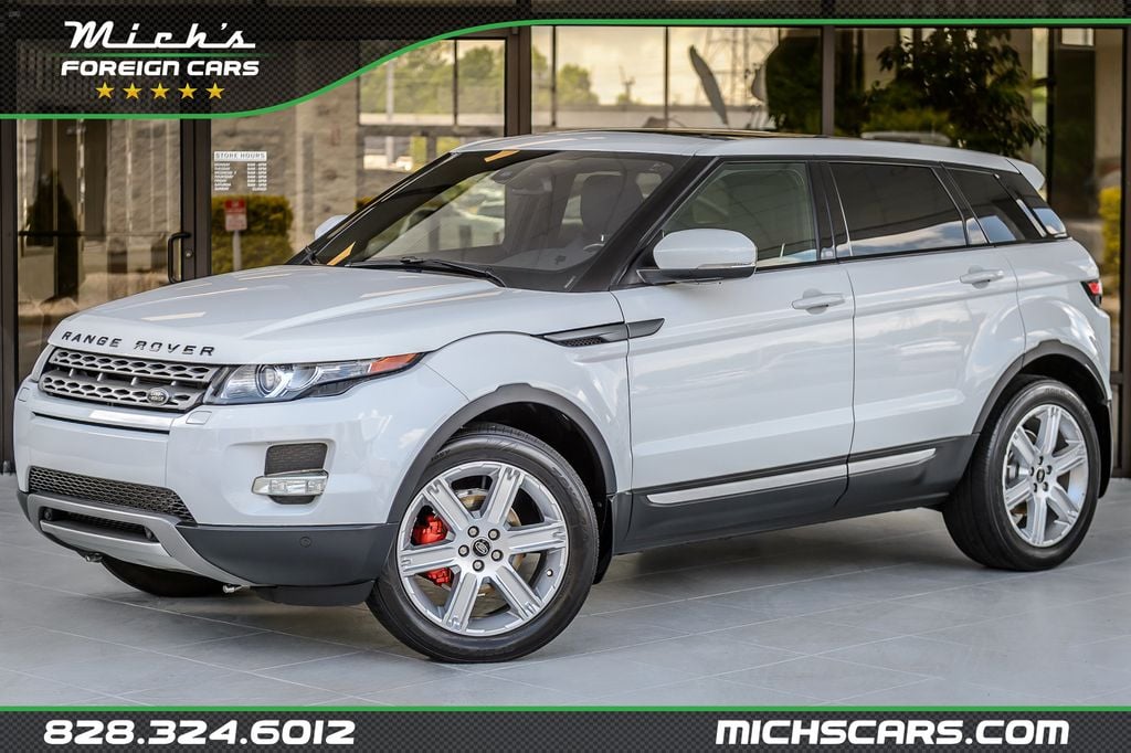 2013 Land Rover Range Rover Evoque EVOQUE PURE PLUS - PANO ROOF - NAV - BACKUP CAM - SUPER CLEAN - 23020865 | Video 1