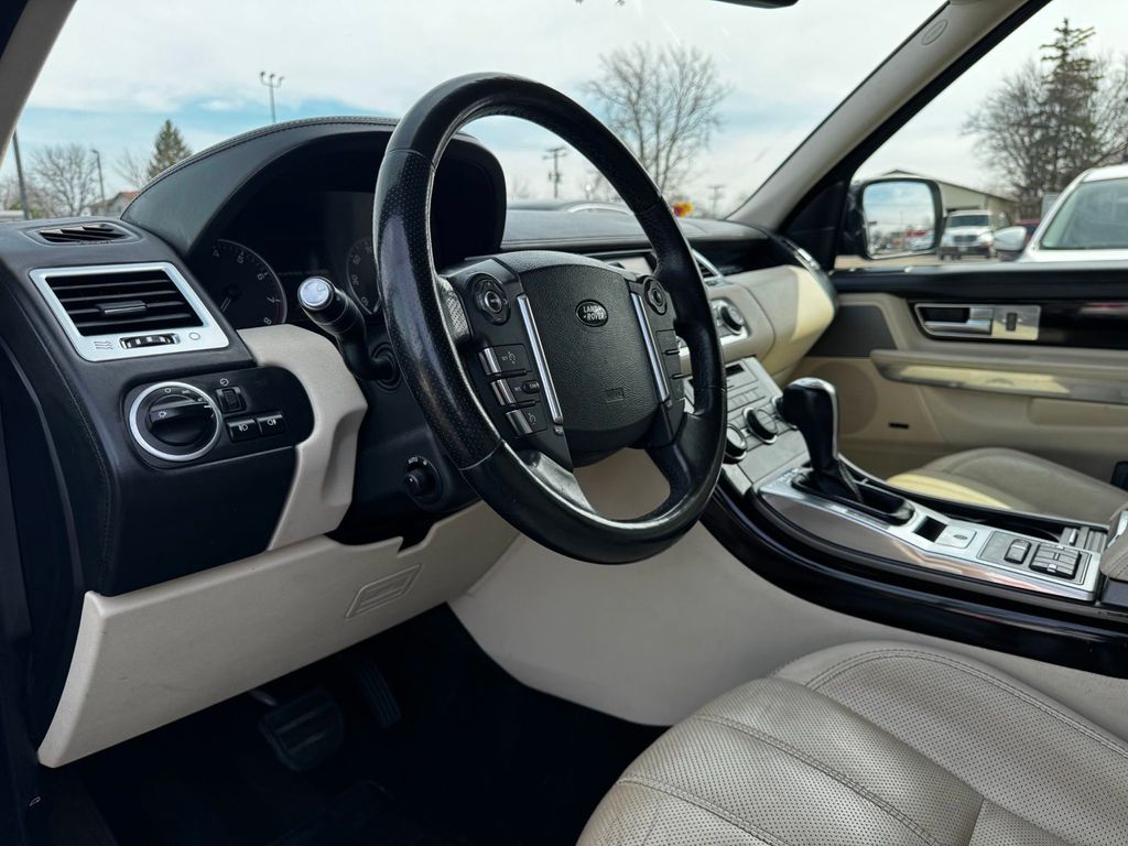 2013 Land Rover Range Rover Sport 4WD 4dr HSE LUX - 23009394 - 9