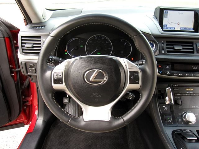 2013 Lexus CT 200h 5dr Sedan Hybrid - 22933838 - 18