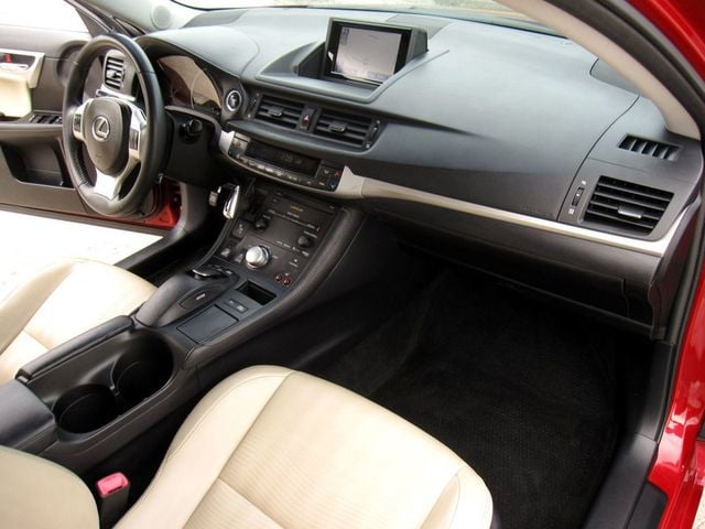 2013 Lexus CT 200h 5dr Sedan Hybrid - 22933838 - 22