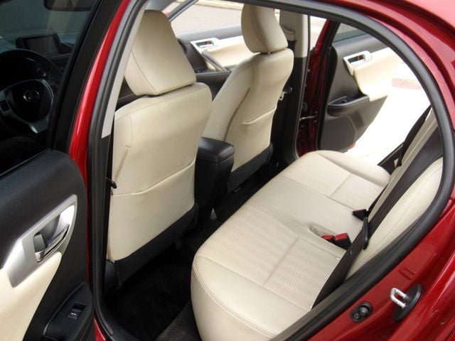 2013 Lexus CT 200h 5dr Sedan Hybrid - 22933838 - 26