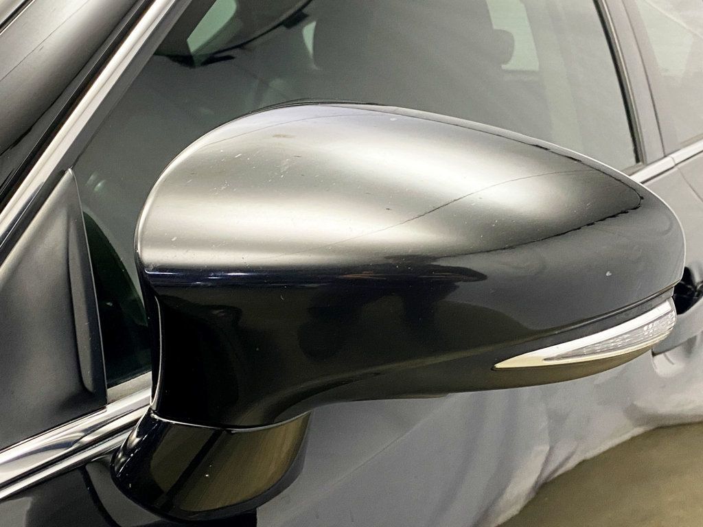 2013 Lexus CT 200h 5dr Sedan Hybrid - 22967628 - 14