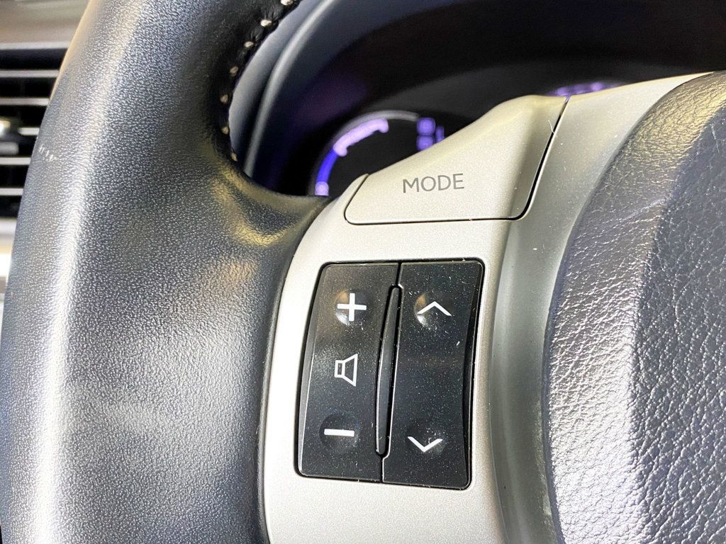 2013 Lexus CT 200h 5dr Sedan Hybrid - 22967628 - 24