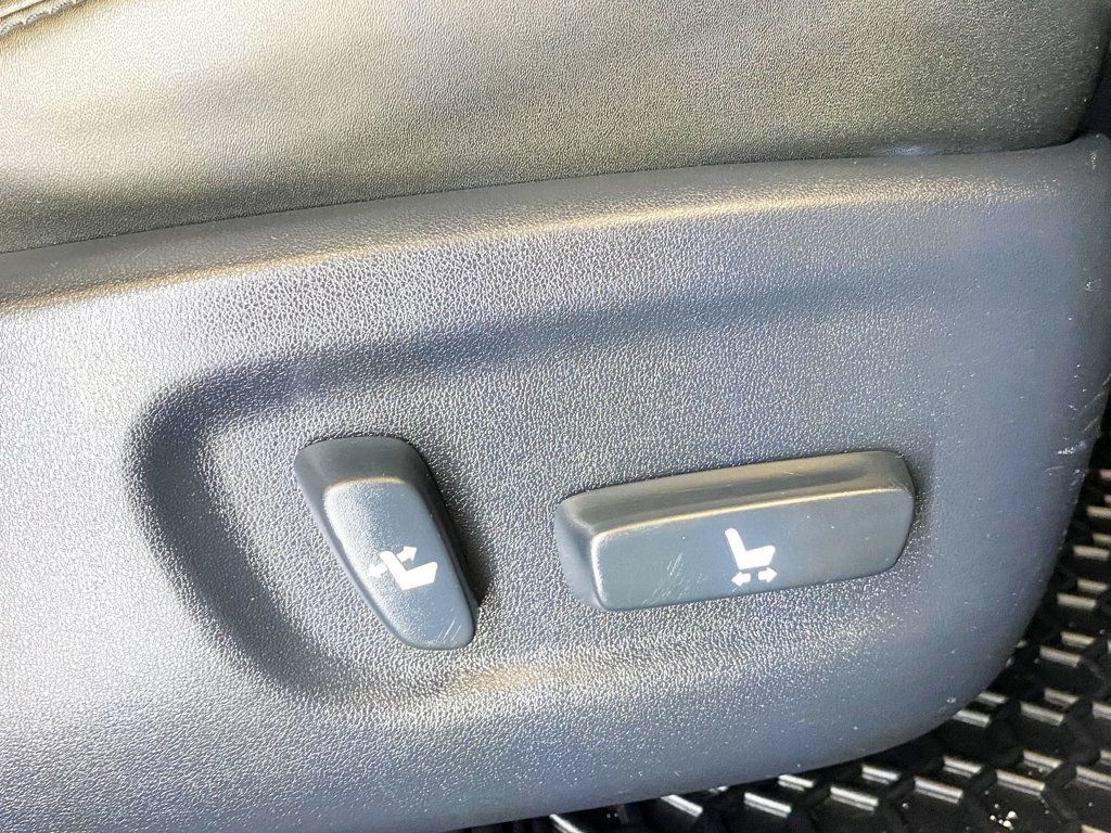 2013 Lexus CT 200h 5dr Sedan Hybrid - 22967628 - 42