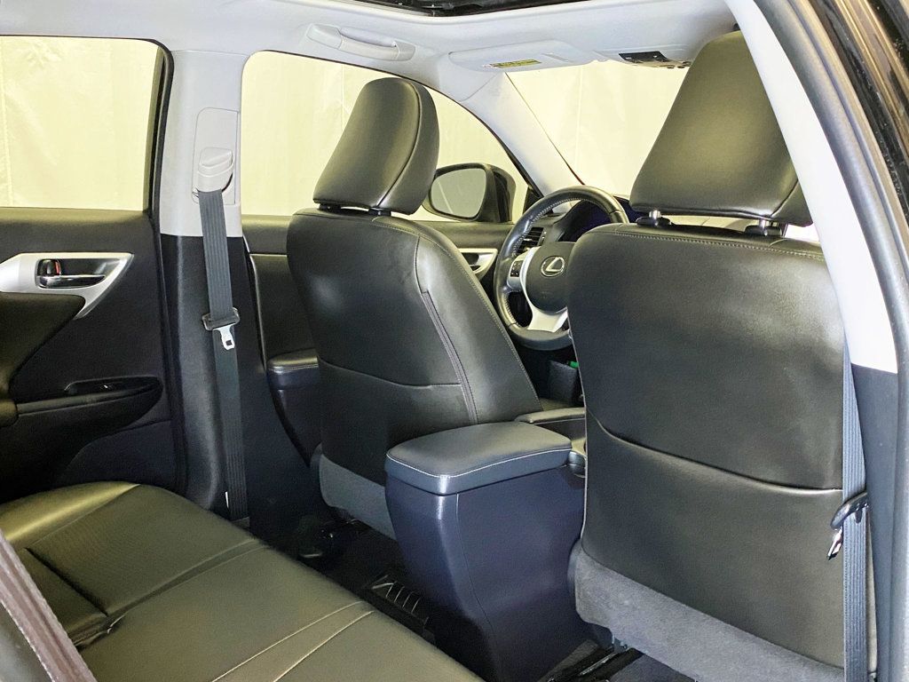 2013 Lexus CT 200h 5dr Sedan Hybrid - 22967628 - 46