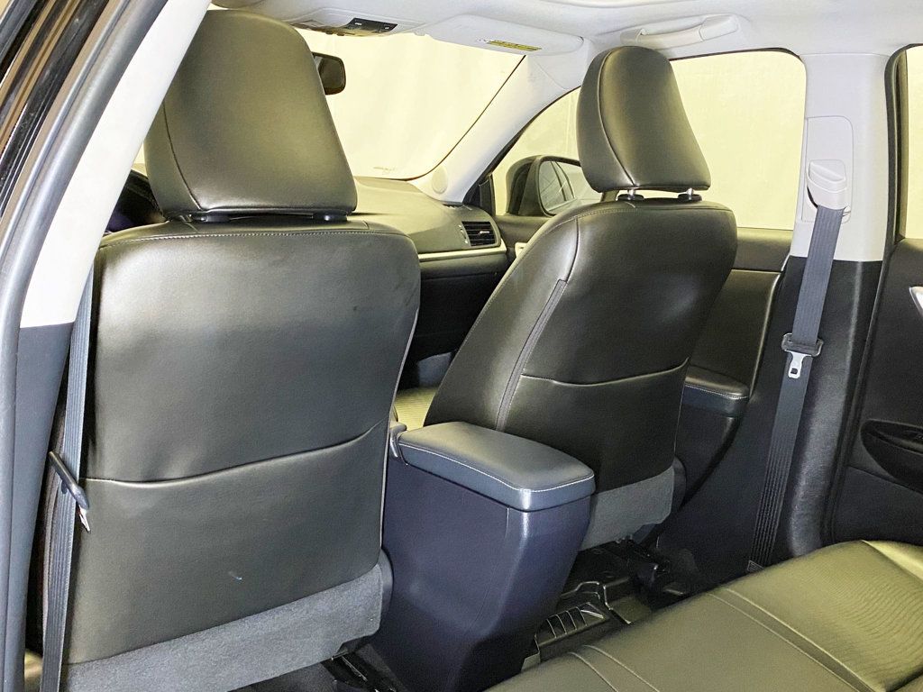 2013 Lexus CT 200h 5dr Sedan Hybrid - 22967628 - 49