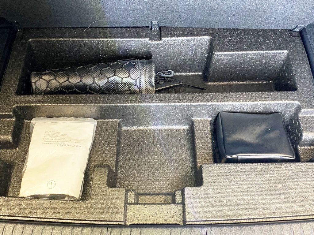 2013 Lexus CT 200h 5dr Sedan Hybrid - 22967628 - 55