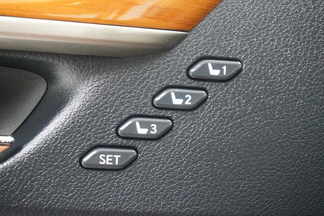 2013 Lexus ES 300h 4dr Sedan Hybrid - 23026662 - 13