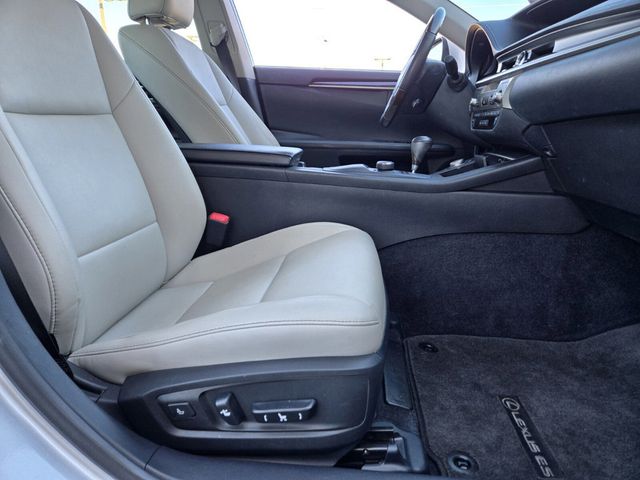 2013 Lexus ES 350 4dr Sedan - 22979537 - 11