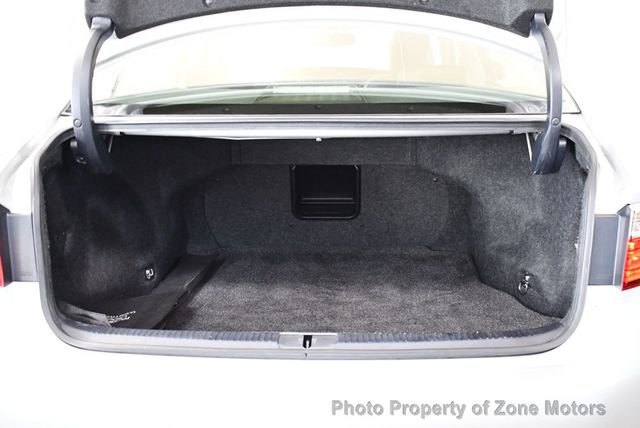 2013 Lexus ES 350 4dr Sedan - 22556852 - 18