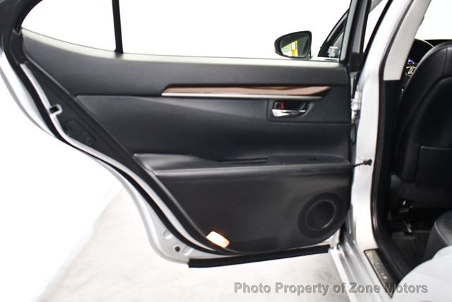 2013 Lexus ES 350 4dr Sedan - 22556852 - 19