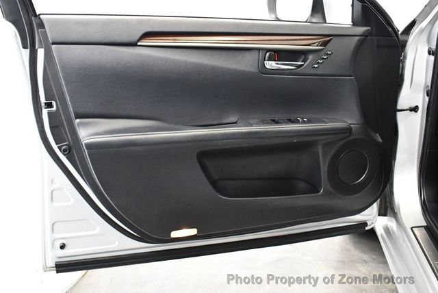 2013 Lexus ES 350 4dr Sedan - 22556852 - 30