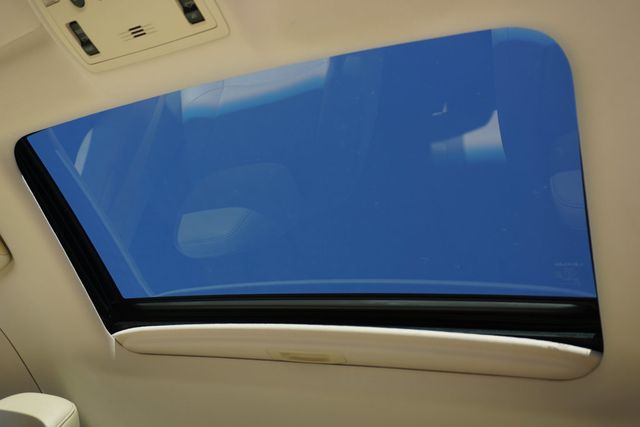 2013 Lexus ES 350 4dr Sedan - 22892690 - 15