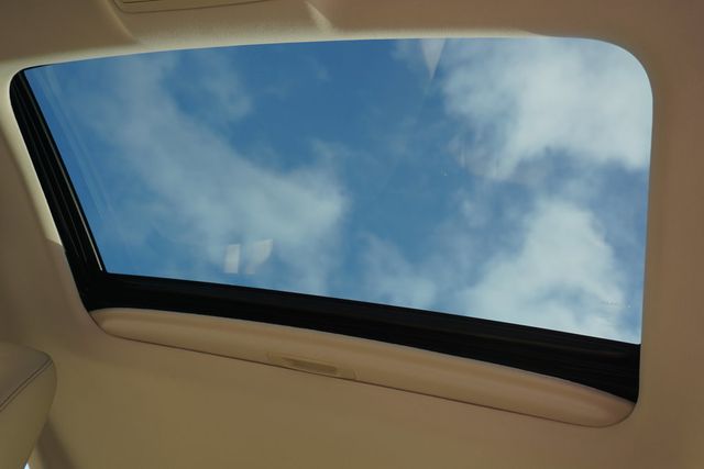 2013 Lexus ES 350 4dr Sedan - 23002296 - 18