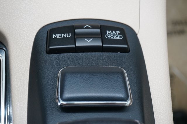 2013 Lexus ES 350 4dr Sedan - 23002296 - 24