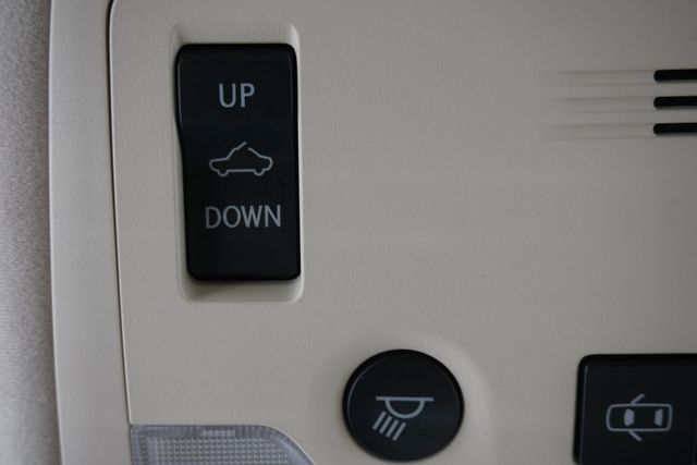 2013 Lexus ES 350 4dr Sedan - 23002296 - 26