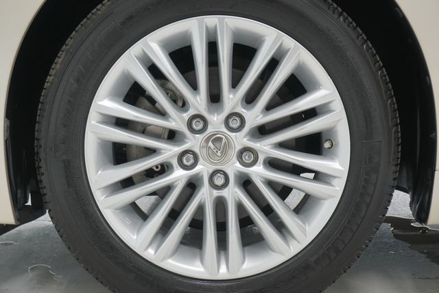 2013 Lexus ES 350 4dr Sedan - 23002296 - 31